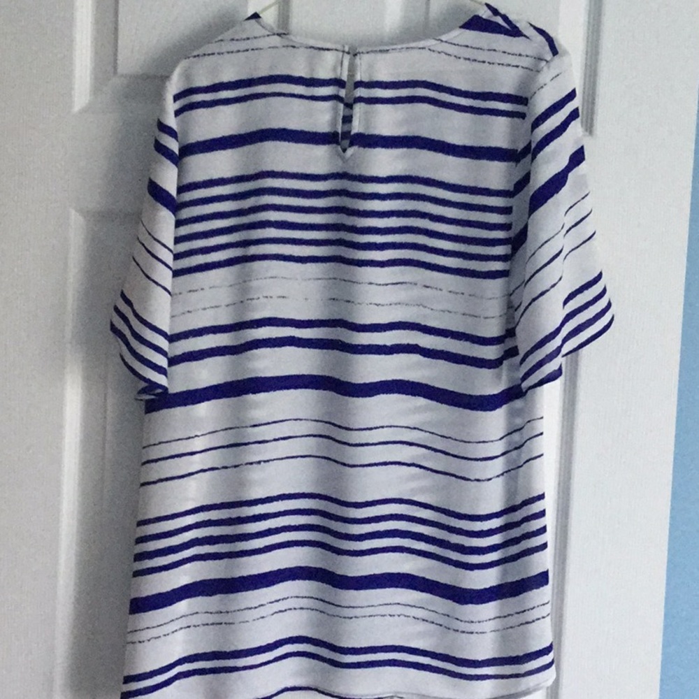 Blouse - Picture 2 of 3